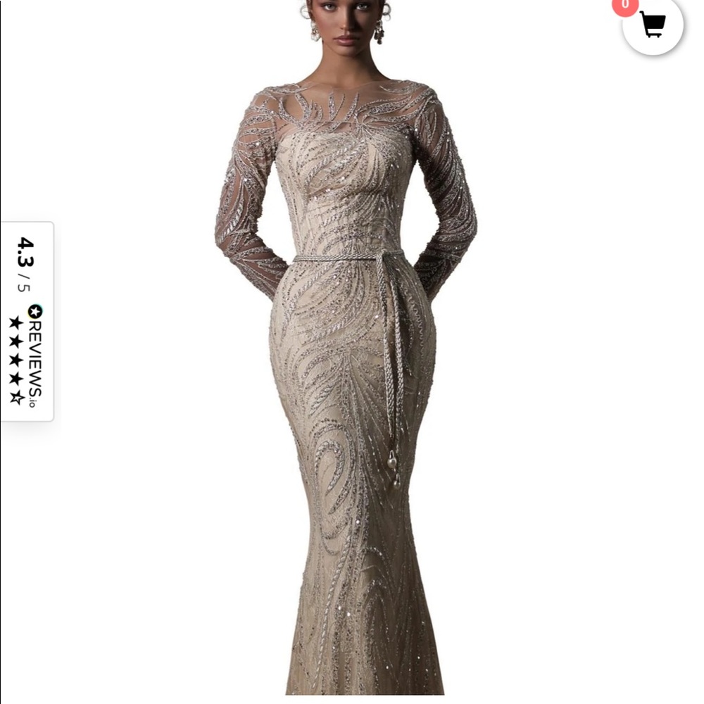 Tarik Ediz Beautiful gown only worn once. Tarik Ediz 96013 Vanilla size 10